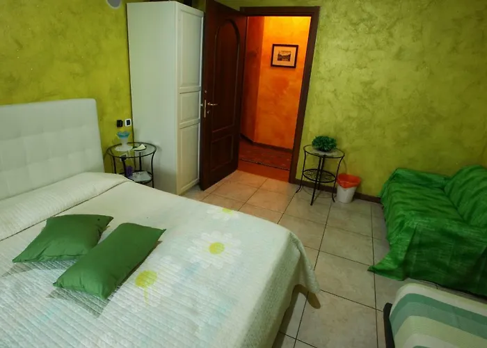 Anita 3*